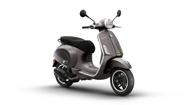 Vespa_Primavera_125_Tech_Grigio_Ottimista_ 3-4 Antdx
